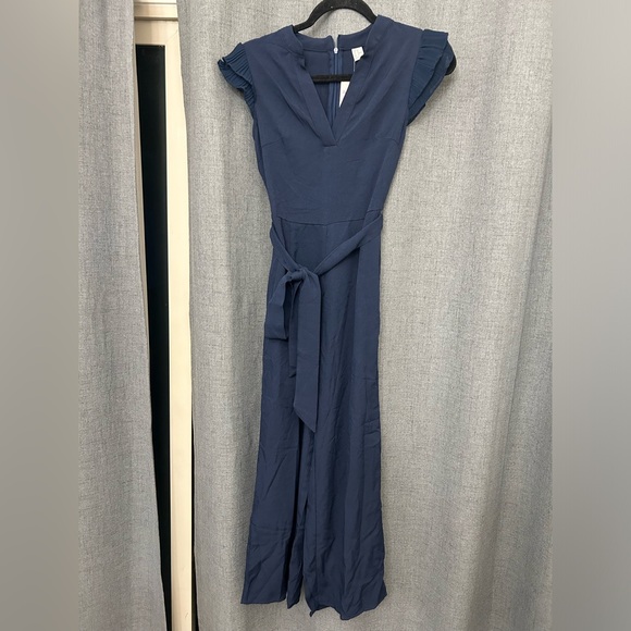 WDIRARA Women's Layered Ruffle Sleeve Notched V Neck Belted Jumpsuit NAVY BLUE - Picture 6 of 10